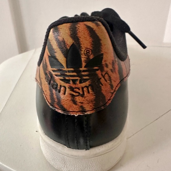 Stan Smiths Custom Leopard Print-Backs - Picture 3 of 6